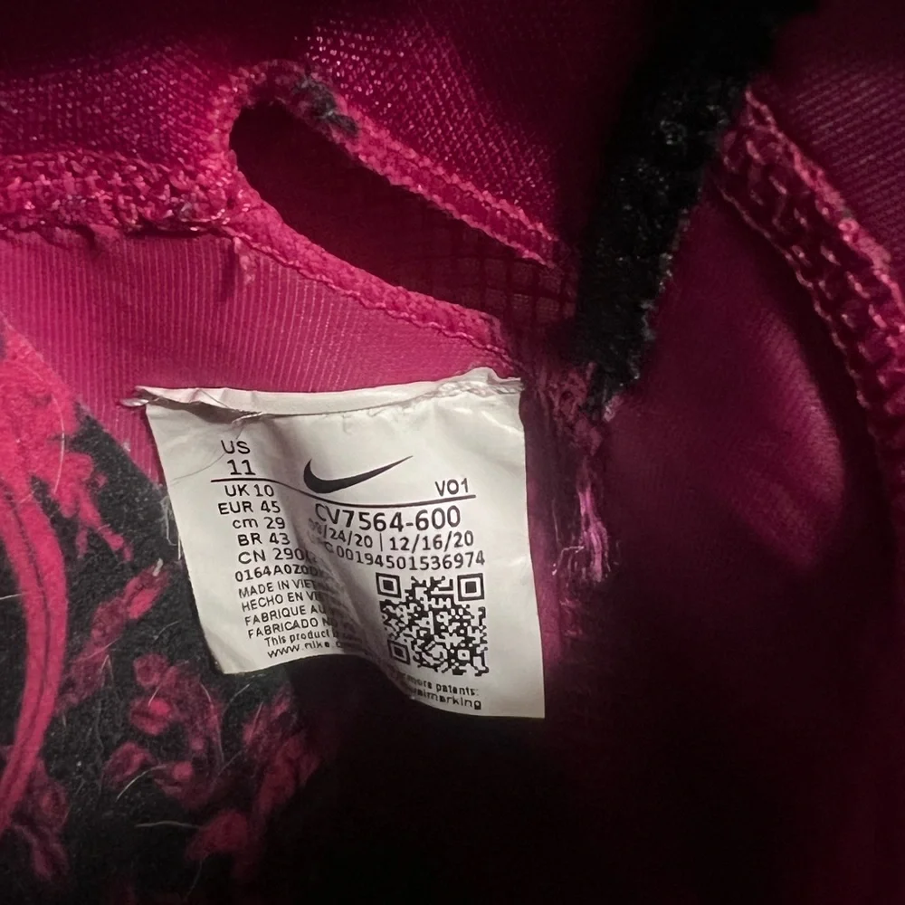 Nike Lebron XVIII (18) Low Fireberry Neon Nights - Picture 3 of 4